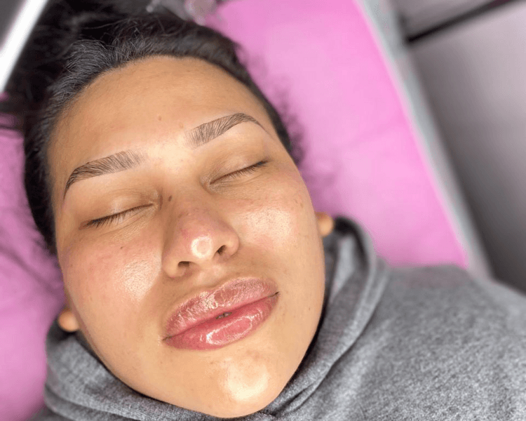 TRATAMIENTO FACIAL PROFUNDO