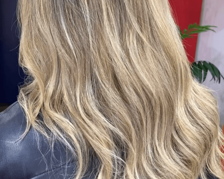 Diseño total con gorra 🤍⚡️largos M Y L