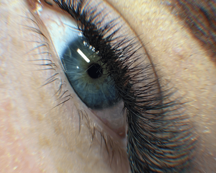 Extensiones de Pestañas tecnologicas Egipcias 4D o 5D