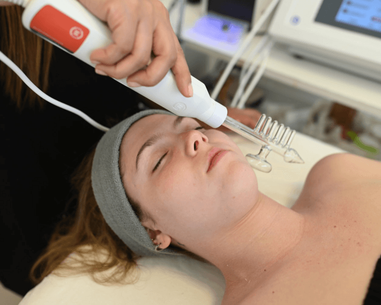 Limpieza Facial Profunda