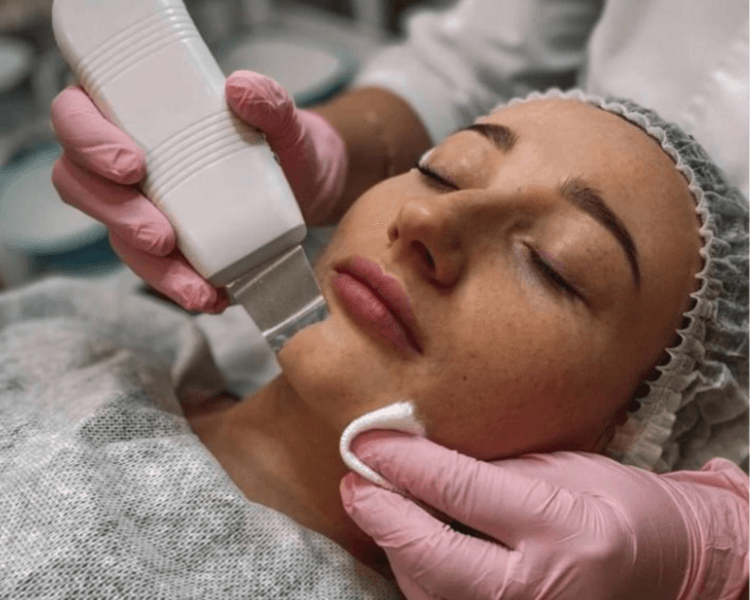 Limpieza hydrafacial profunda