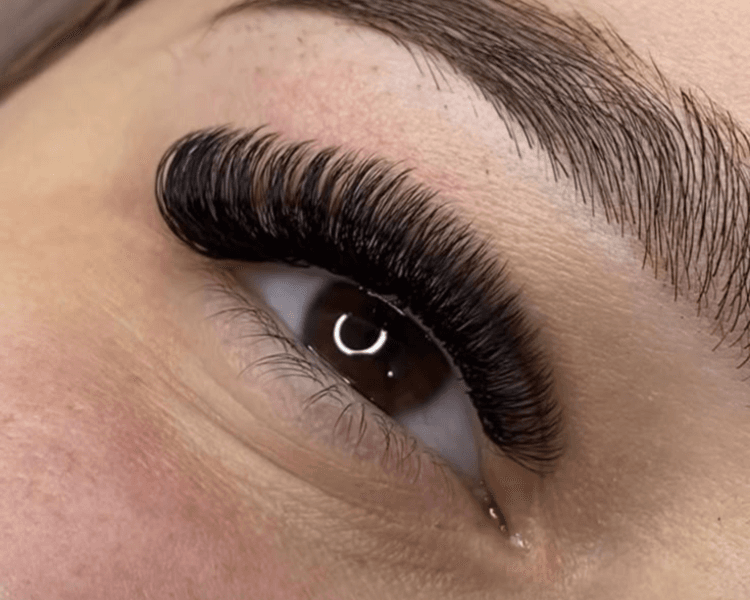 Extensiones de pestañas mega volumen