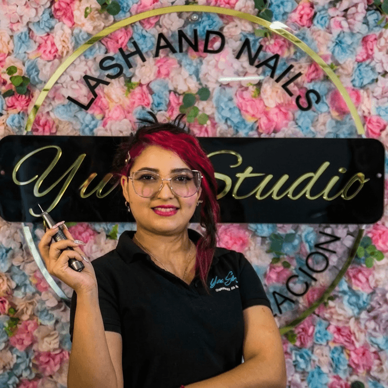 Kathy Manicurista photo