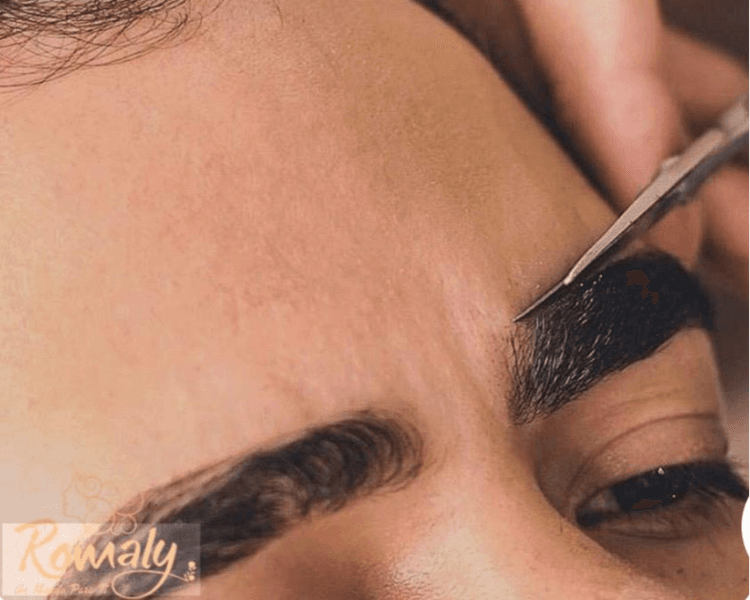 Corte cabello degradado o clasico + Barba (rebaje o degradado de barba y bigote, perfilado , aplicacion de toalla caliente + hidratación de barba)