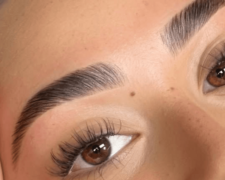 Laminado de cejas premium