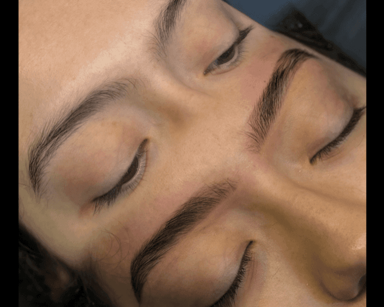 Tinte + perfilado y visagismo de cejas