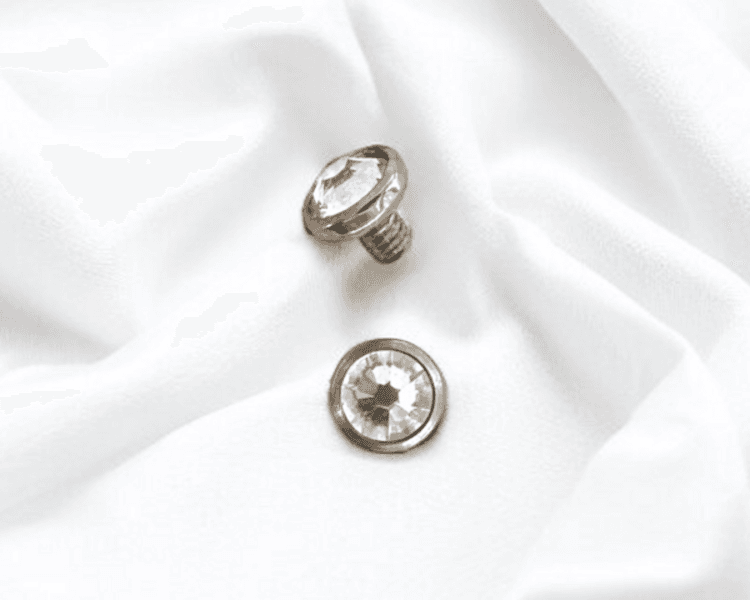 Top microdermal cristal blanco 3mm y 5mm (Cod 356/357)