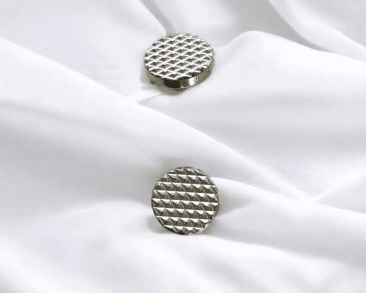 Top microdermal disco pirámides (Cod 571)