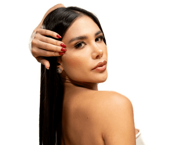 ALISADO BOTOX CAPILAR DORADAS – CABELLO MEDIO