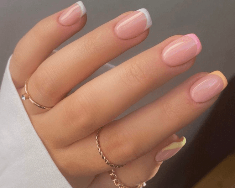 FRENCH VARIOS COLORES UÑA MEDIANA