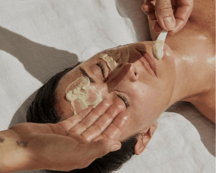 Tratamiento glow flash, con mascarillas importadas.