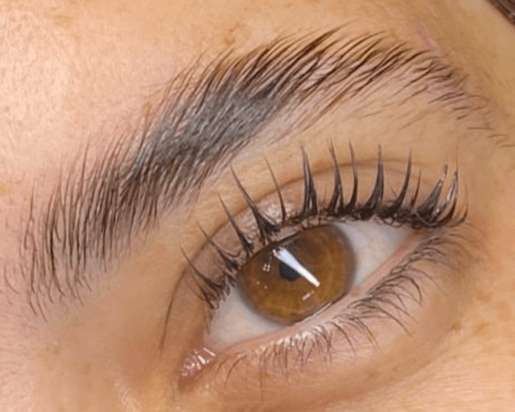 LIFTING DE PESTAÑAS + LAMINADO DE CEJAS PRO