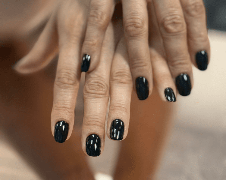 Manicure Semipermanente con Vitamina