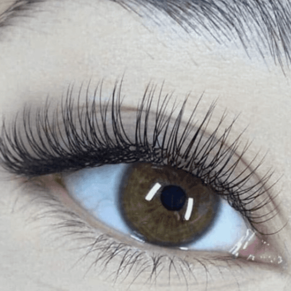 Extensiones de pestañas: Retoque de Clásico