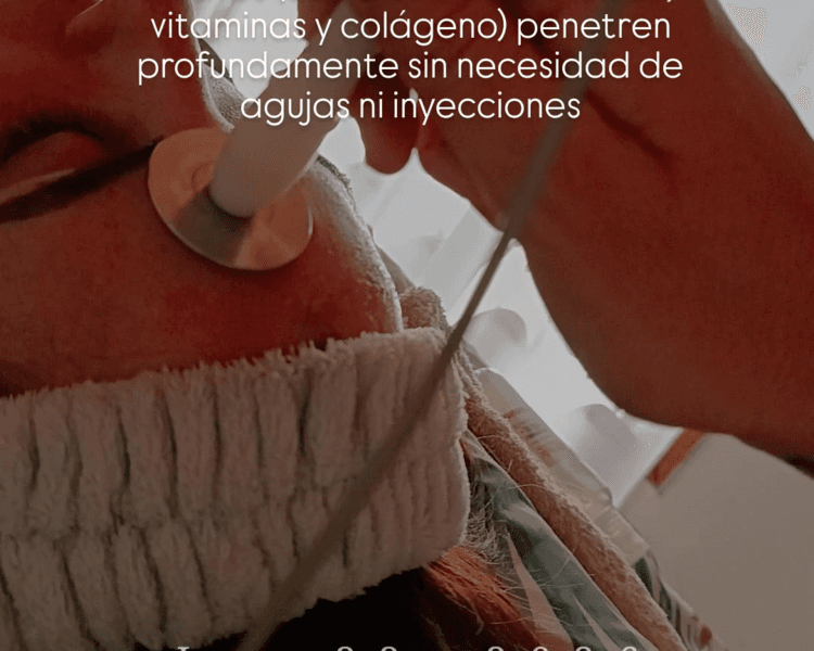 Limpieza profunda facial con máscara LED