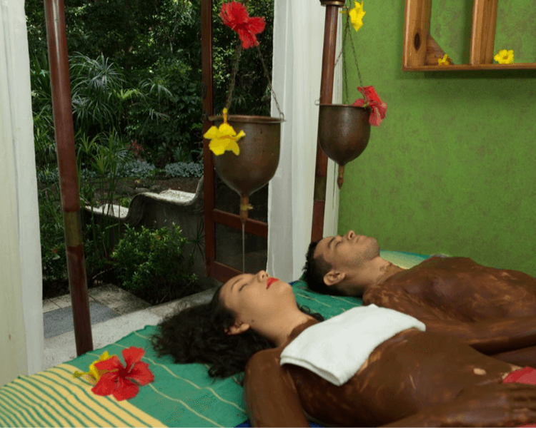 Full Moon Couples Package