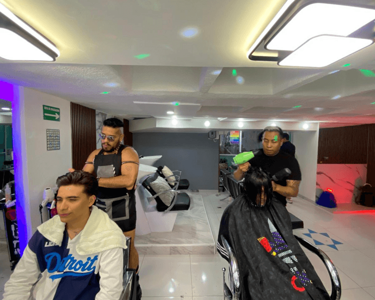 Corte adolescentes 10-19 años - "Young Trend Design"