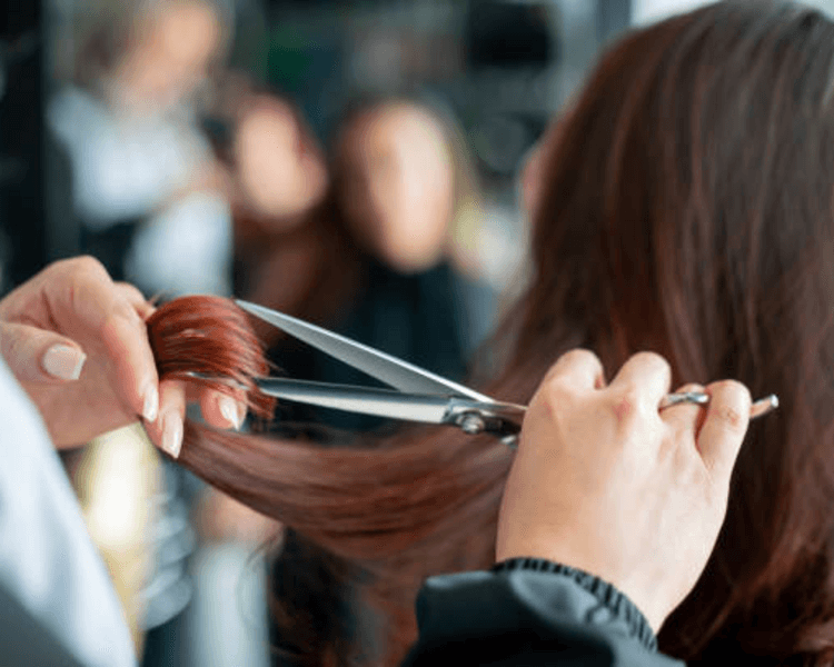 Corte de Mujer Cabello Extra largo (NO INCLUYE SERVICIO)