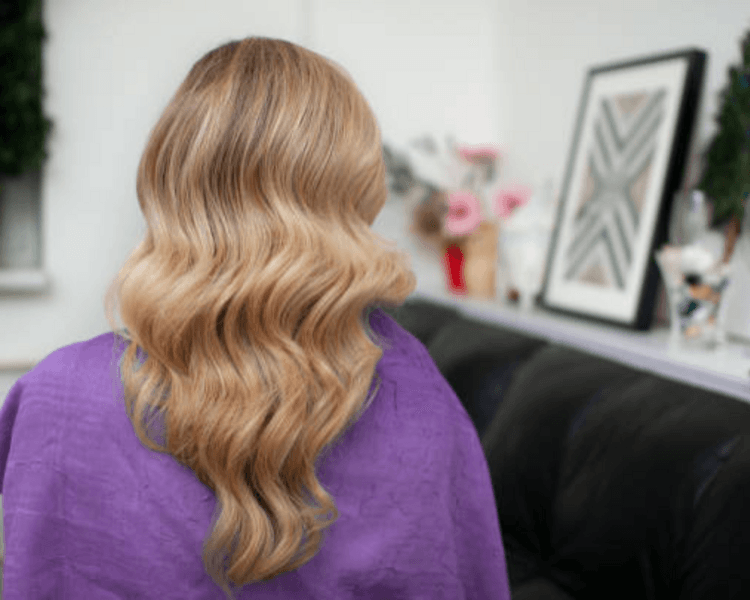 Brushing con Ondas Cabello Mediano (NO INCLUYE SERVICIO)