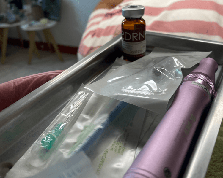 Dermapen + hydralips