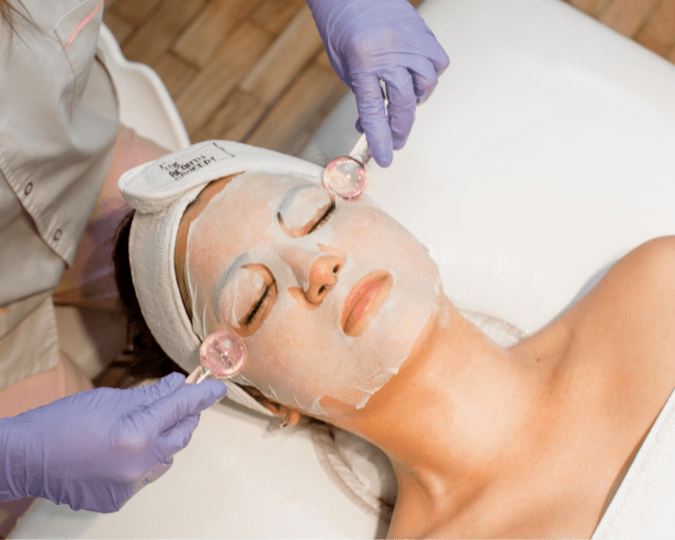 Limpieza facial profunda + Masajes corporales