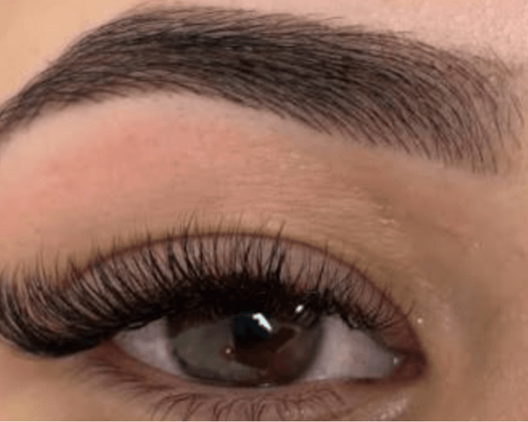 Perfilado y Henna de Cejas