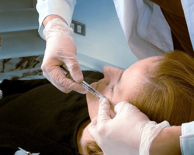 Toxina Botulínica – Tercio Superior (3 Zonas)