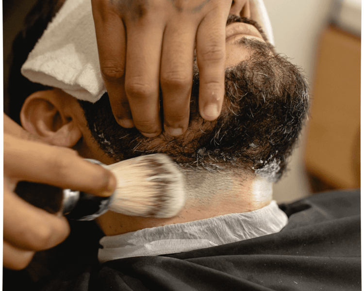 Afeitado Dominò + Exfoliacion profunda con Vaporizador