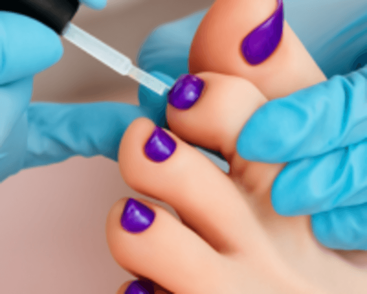 Podologia Clinica + Esmaltado Permanente