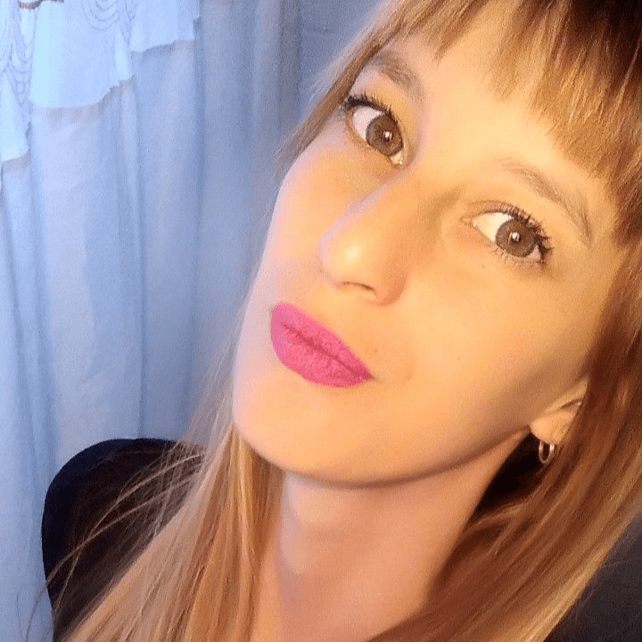 Foto de Julieta (Colorista y Peluquera)