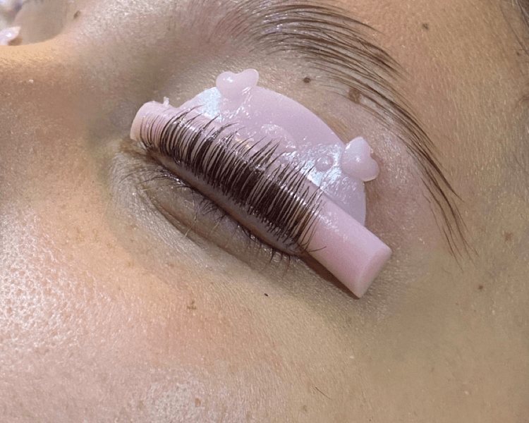 LIFTING de pestañas (incluye tinte y botox)