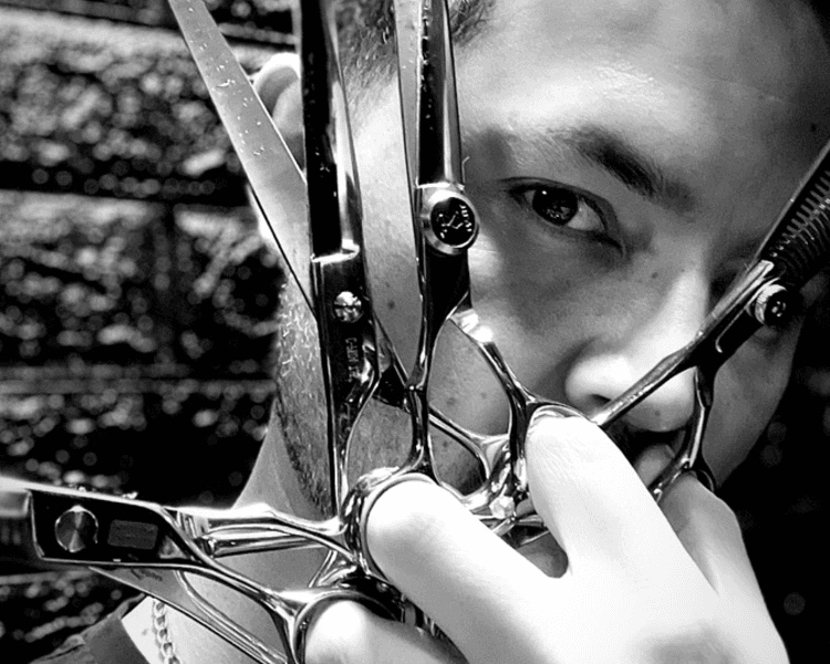 CORTE SELECT Hombre - MARIO ROMO