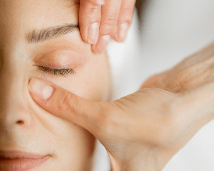 EstimulaciΓ³n Facial con Efecto Tensor 40min