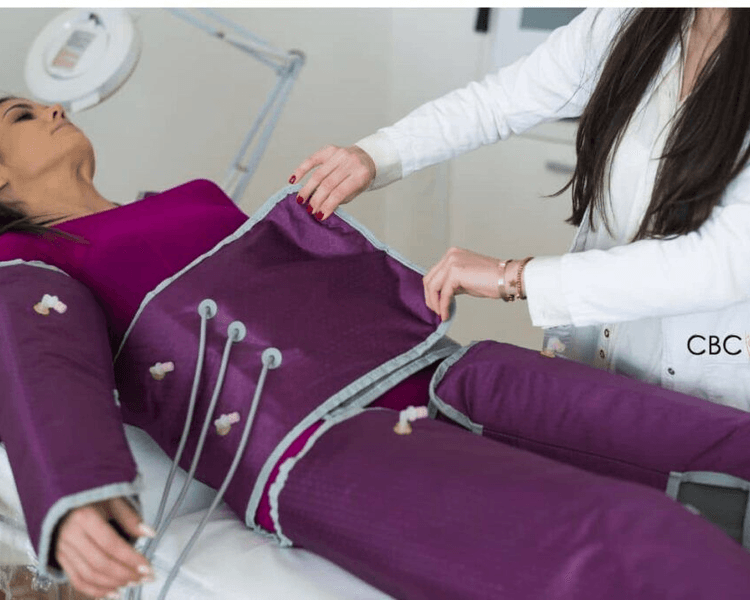 Masaje se drenaje linfático más 30minutos de presoterapia.