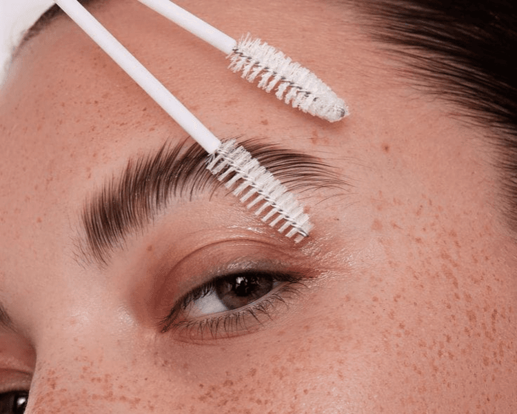 LAMINADO DE CEJAS (seña obligatoria de $13.000)