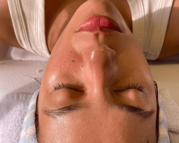 Limpieza facial profunda 2x1