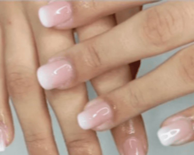 Diseño complejo por uña