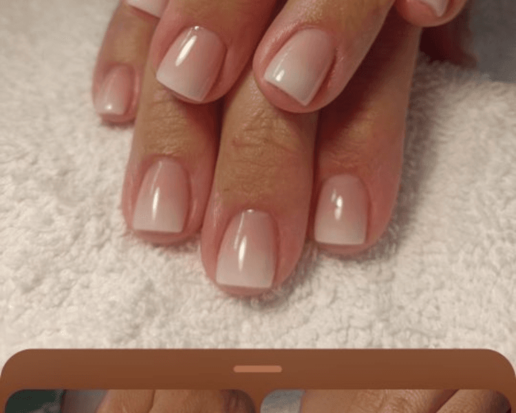Manicura y esmaltado de gelish