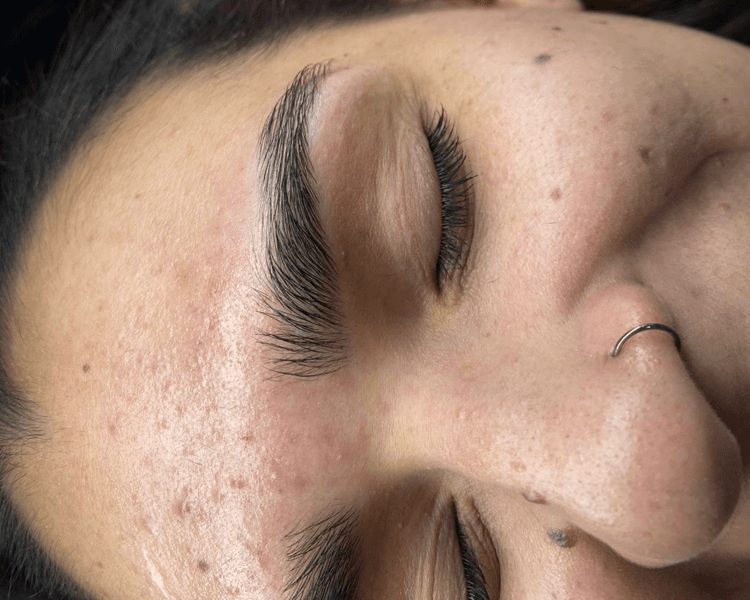 Diseño de Cejas