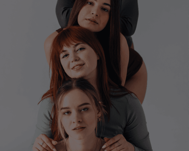 MES DE LA MUJER: FLACI PL BRAZOS