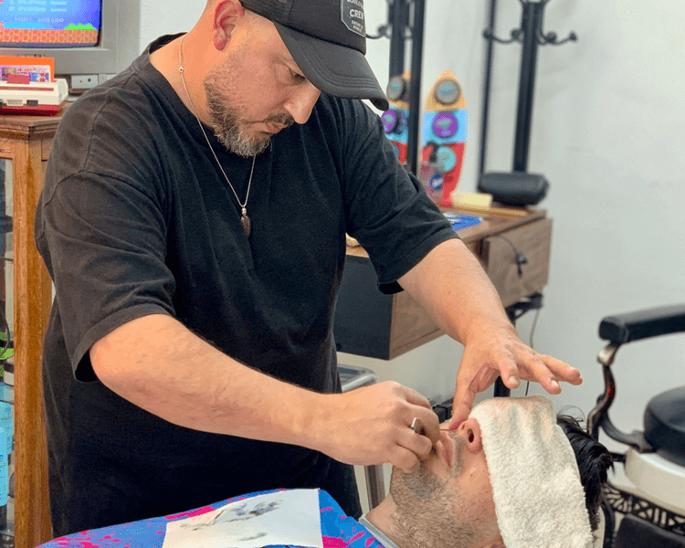 Corte + Barba (CON NAVAJA)