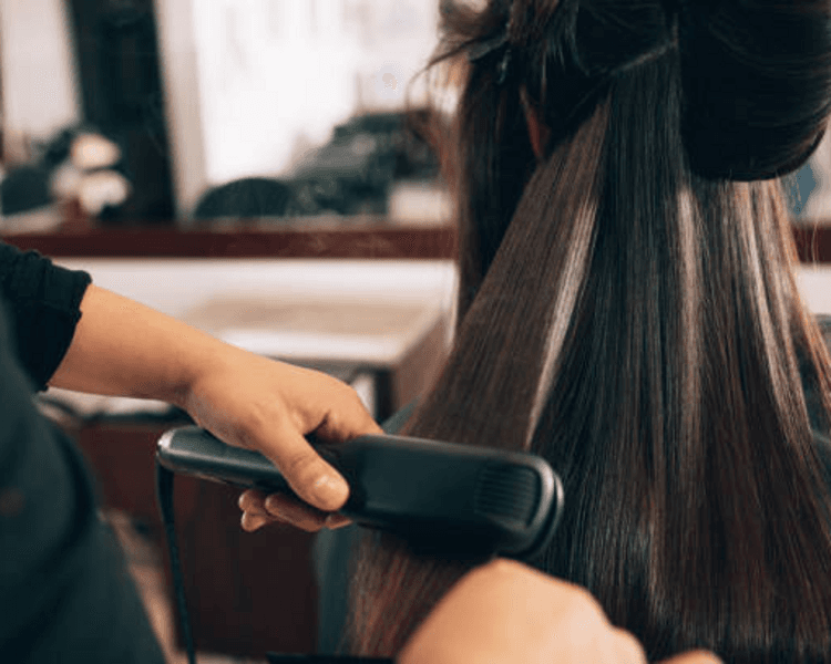 Diamond Rose Alisado Cabello Mediano (NO INCLUYE SERVICIO)