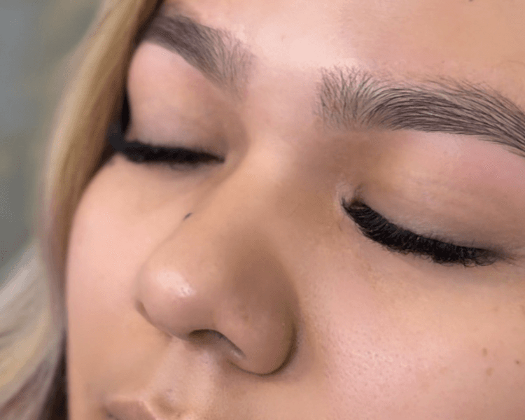 Depilación y Diseño de Ceja