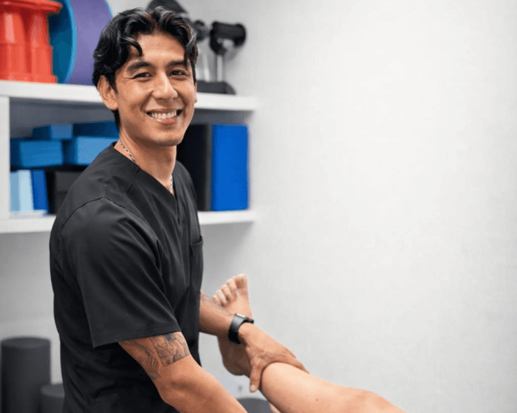 4 sesiones de fisioterapia