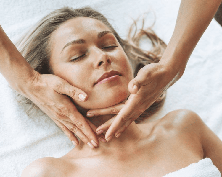 Limpieza Facial Profunda