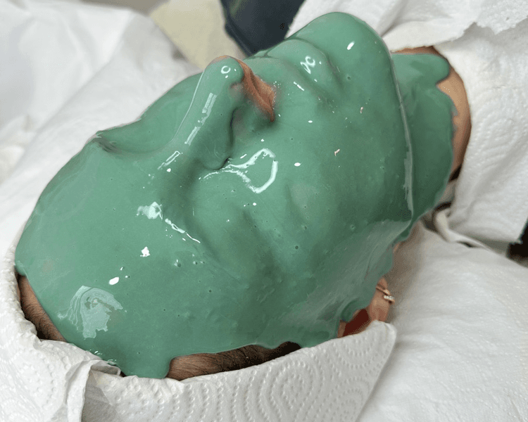 Pro-Glow Limpieza facial profunda + Masaje Facial relajante