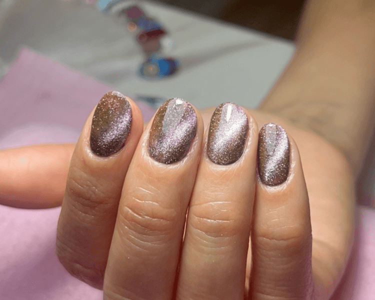 Manicura semipermanente