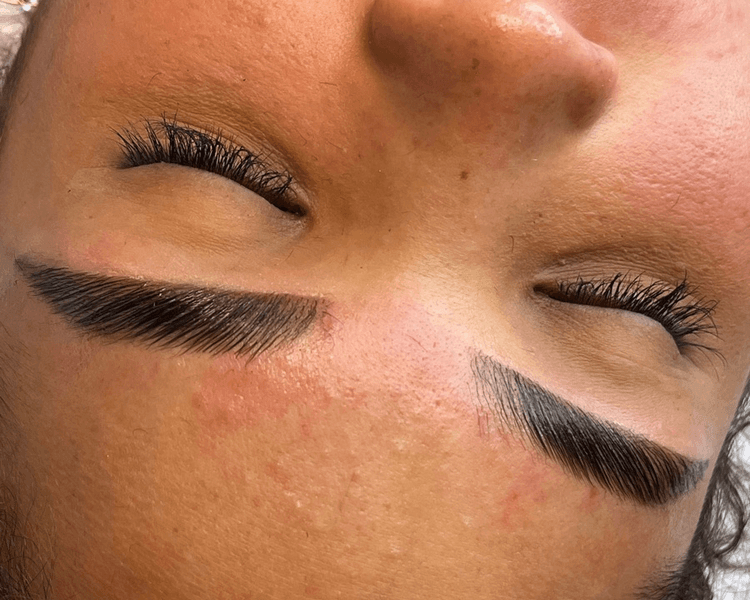 BROW LAMINADO + PIGMENTACION