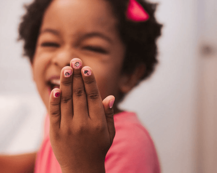 Manicure kids