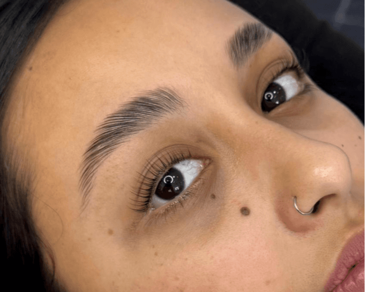 Laminado de cejas + perfilado PROMO